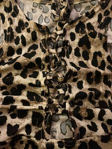 URBANIC - Leopard Print Tie-Front Crop Top