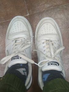 Nike White Casual Sneakers