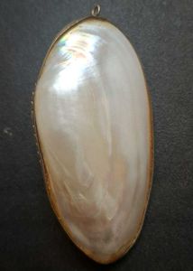 Vintage Mother of pearl hanging trinket box/Pendan