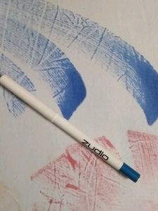 Zudio Blue Kajal Eyeliner