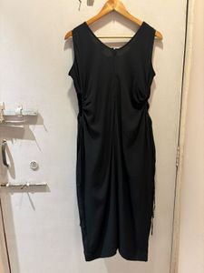 H&amp;M Chic Black Cutout Midi Dress