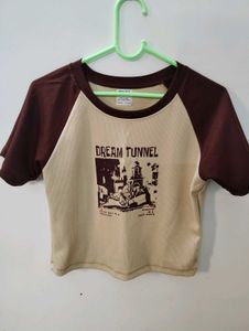 Dream Tunnel Graphic T-Shirt✨