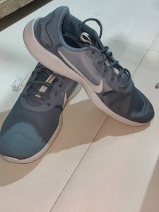 Nike Men Casual Shoes. Unused. No Coins