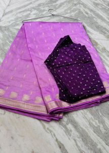 lavender colour saree with elegant contrast matchi