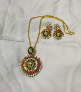 Multi Colour Earrings And Necklace Set
