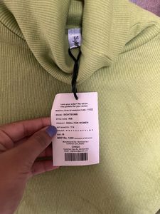 High-neck Crop Top