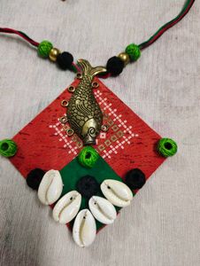 Boho Fish Pendant Necklace &amp; Earrings Set