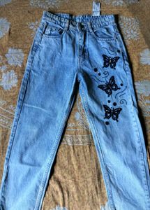 Light Wash Butterfly Embellished Jeans