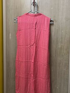 Pink Sleeveless Kurta