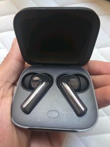 OnePlus buds 3