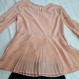 Chic Pleated Flared Sleeve Top