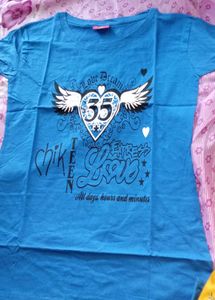 Girls T shirt XL
