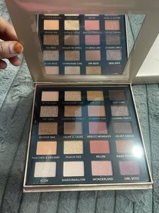 Luxury Eyeshadow Palette - Versatile Shades