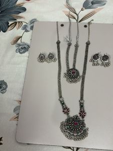 Oxidized Silver Necklace with Earrings