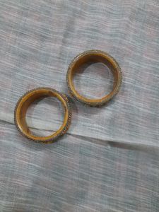 Stylish Bangle Set