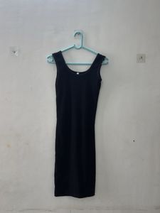 Classic Black Sleeveless Dress
