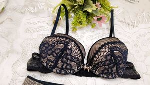 very sexy lace detail lingerie set