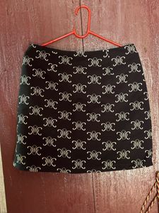 black skirt