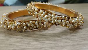 Moti Bangles In Golden Colour