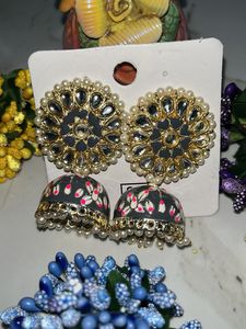 Elegant Jhumka and Stud Earring Set
