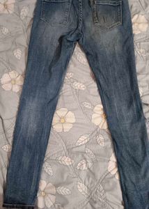 perfect jeans for daily use