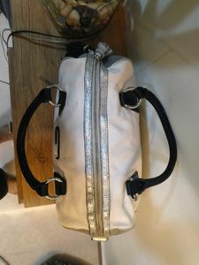 Chic Hobo Bag - White &amp; Tan