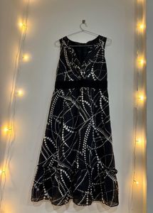 Elegant Black &amp; White Print Midi Dress