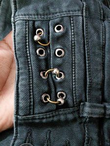 Stylish Black Jeans