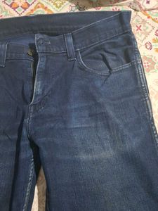 Levis Dark Wash Denim Jeans