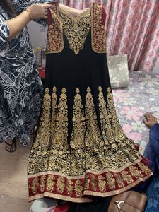Elegant Black &amp; Maroon Kurta Set