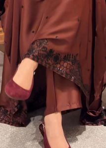 dananeer mobeen viral kaftan set