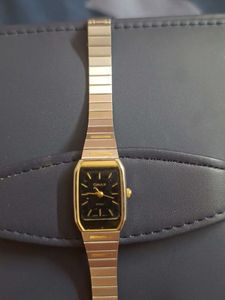 Vintage Omax Dual-Tone Quartz Watch
