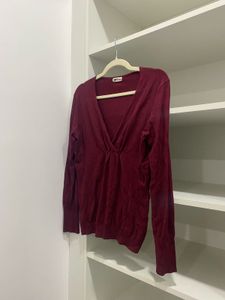 Women’s Burgundy Top