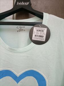 Womens / Girls Top