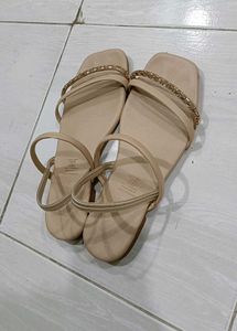 Zudio Beige Flat Sandals