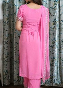 Beautiful Pink Embellished Kurta Set