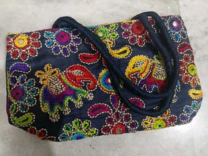 New Embroidered Floral Handbag