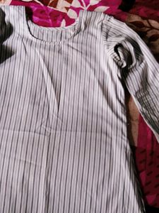 Elegant Grey Striped Kurti Set