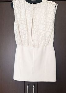 Chic White Textured V-Neck Dress