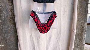 I. Red Heart Print Panty