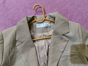 Stylish Women's Blazer