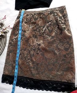 V,Beautiful G Gold Black Velvet Fabric Skirt Top