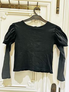 Black Puff Sleeve Ribbed Top