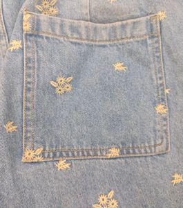 Faded Blue Denim Floral Jeans on Sale👖