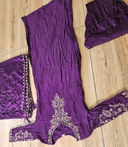 Elegant Purple Embroidered Kurta Set