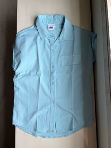 Light Blue H&M Button-Up Shirt