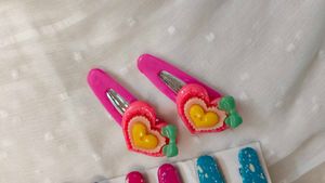 Cute Hair Clips - Set of 8