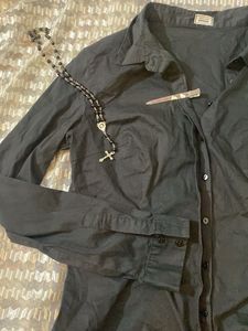y2k Classic Black Button-Down Shirt