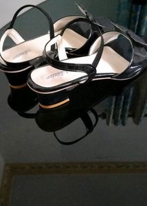 Black Sandal