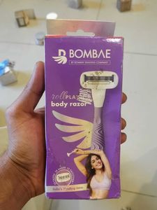 Bombae Roll Play Body Razor